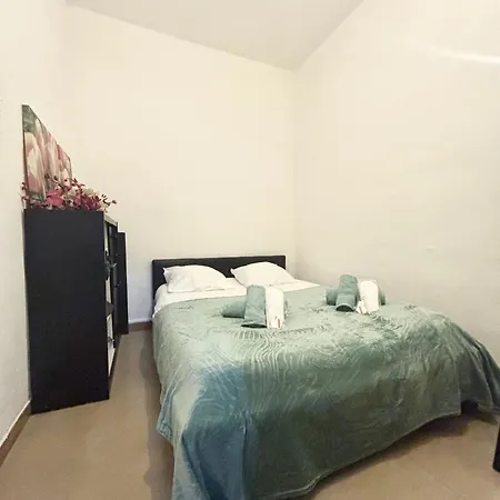 Apartment T2, Ideal Pour Explorer A Pied - 20 Min A Pied Du Centre