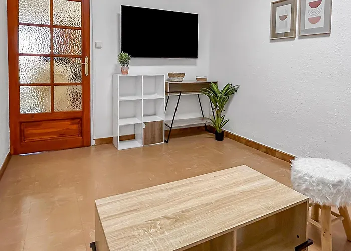 Apartment T2, Ideal Pour Explorer A Pied - 20 Min A Pied Du Centre *